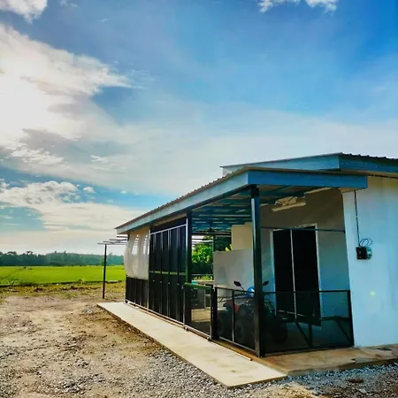 De Hampar Homestay Kampong Merbok Exterior photo