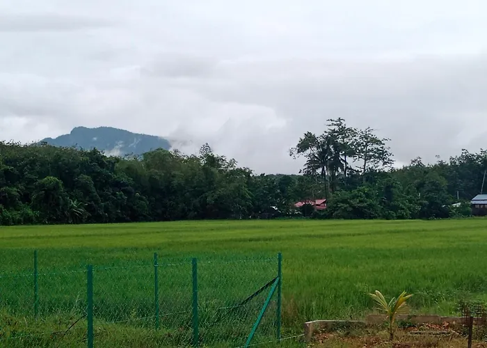 De Hampar Homestay