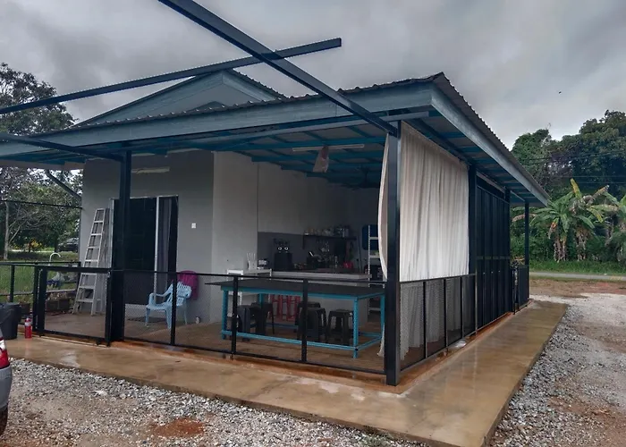 De Hampar Homestay